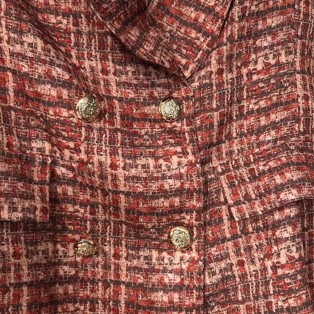 Blazer - Picture 2 of 2